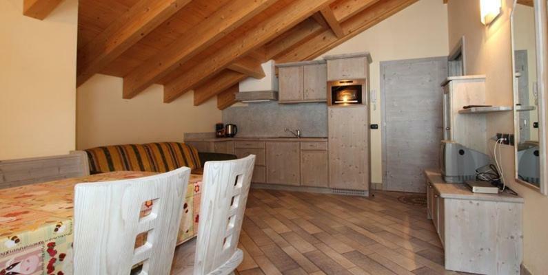 Residence Vallechiara San Rocco  ภายนอก รูปภาพ